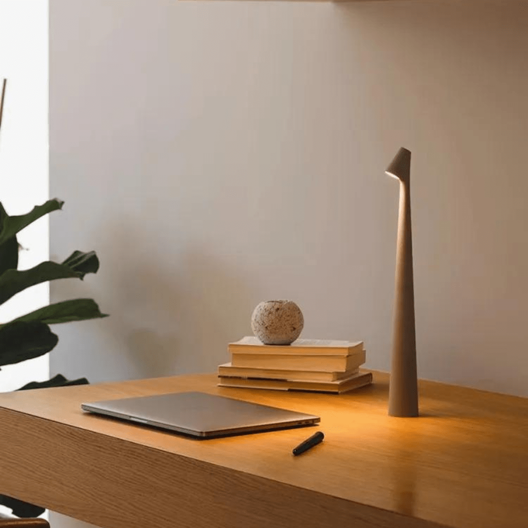 Clario Stem Illuminator Led Dokunmatik Masa Lambası - Clario